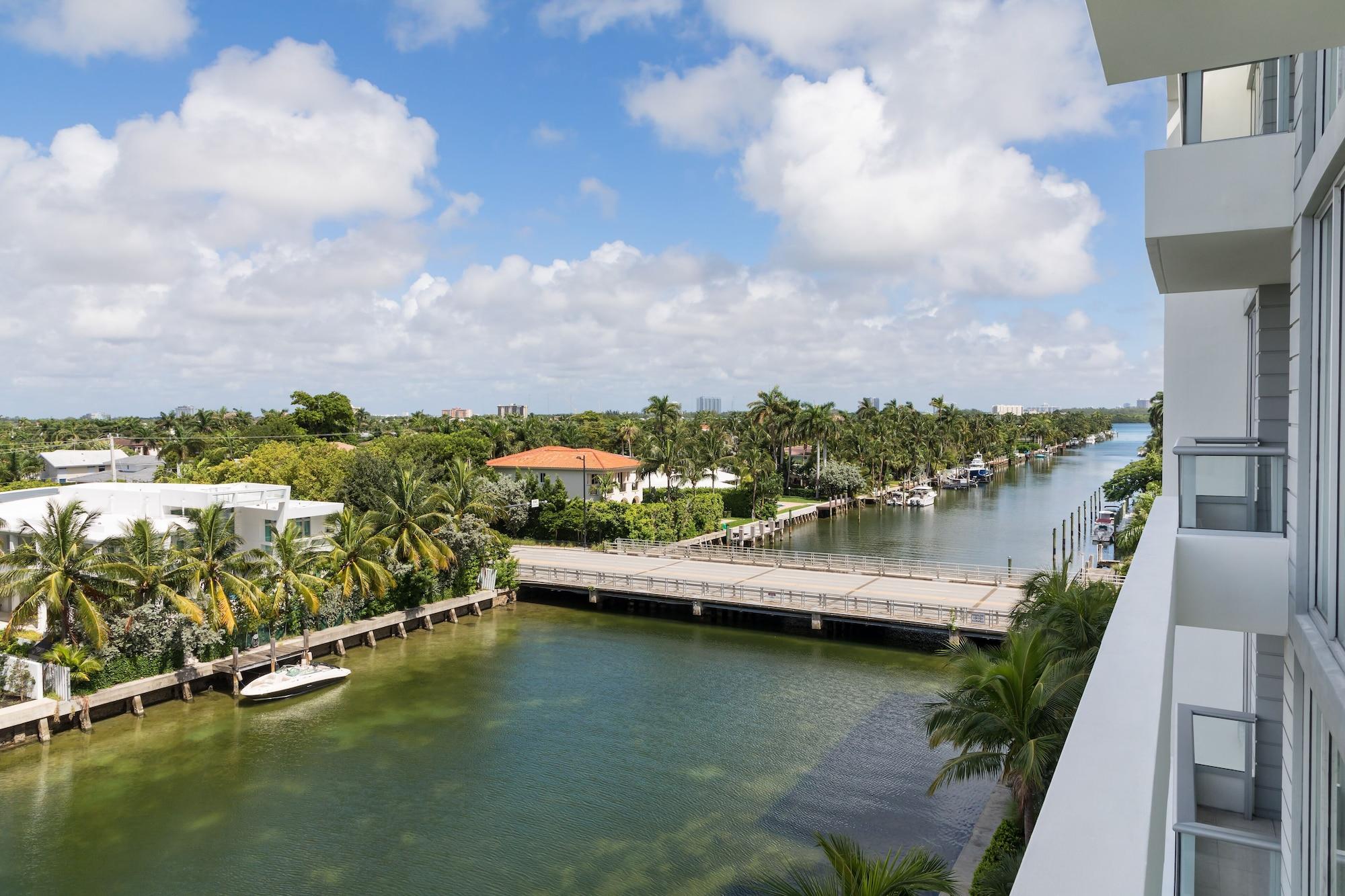 Hotel Tryp By Wyndham Miami Bay Harbor à Bay Harbor Islands Extérieur photo